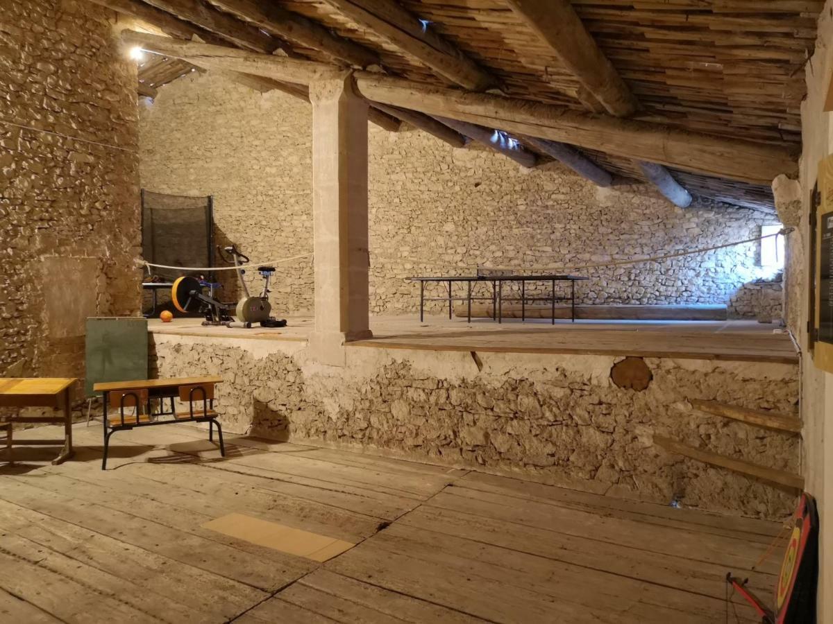 La Maison Bleue Céreste 외부 사진