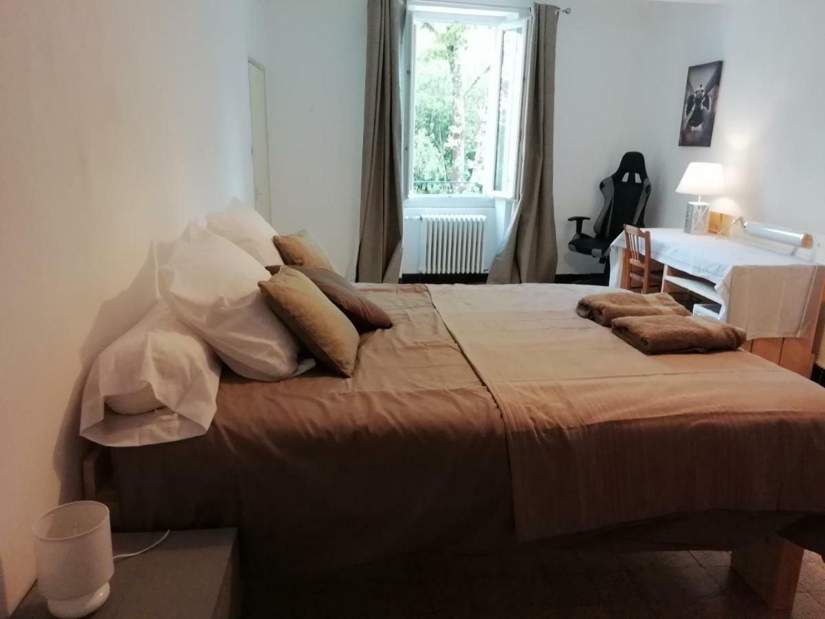 La Maison Bleue Céreste 외부 사진